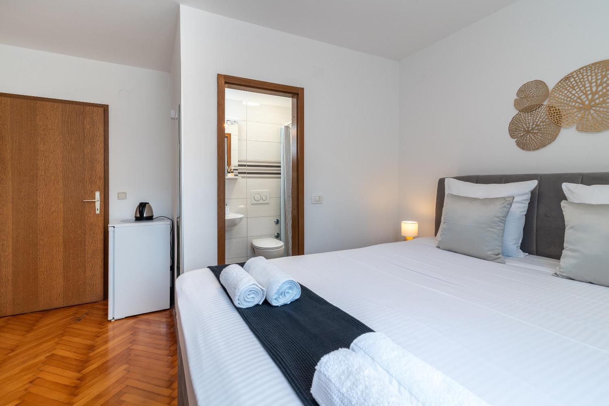 Apartments Bozan Trogir Room photo