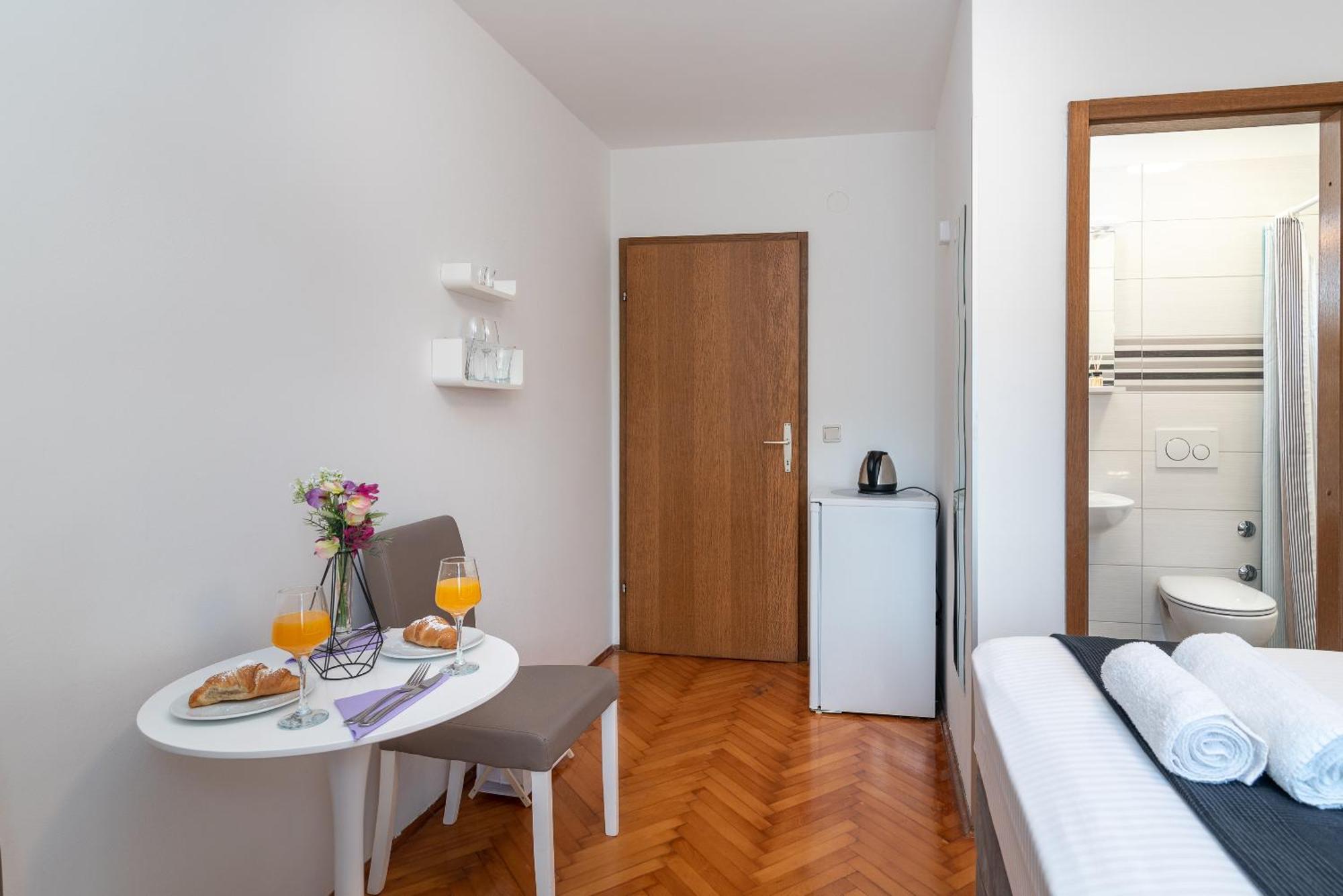 Apartments Bozan Trogir Room photo